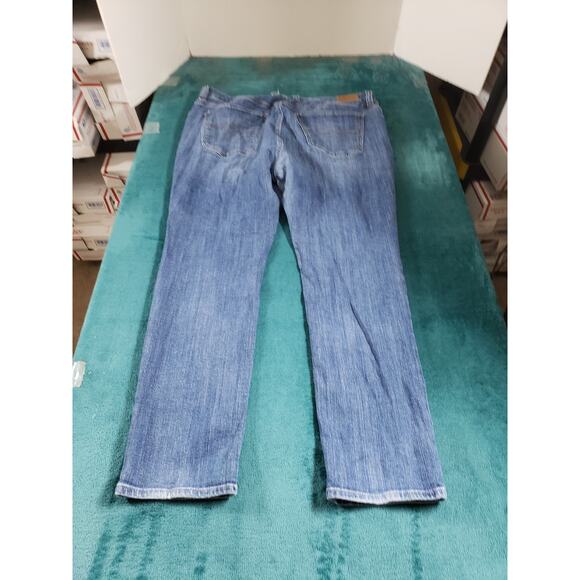 Lucky Brand Jeans Size 18 W Womens Blue Stretch Plus Mid Rise Emma Straight - Picture 11 of 14